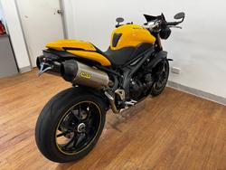 2015 Triumph SPEED TRIPLE (ABS) YELLOW