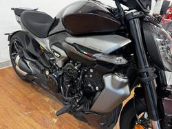 2025 Ducati XDIAVEL V4 BLACK LAVA