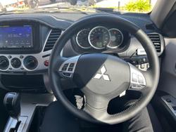 2010 Mitsubishi Triton GLX-R MN MY10 4X4 Dual Range Black