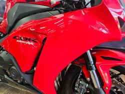 2015 Honda CBR1000RR (FIREBLADE) RED