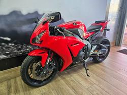 2015 Honda CBR1000RR (FIREBLADE) RED
