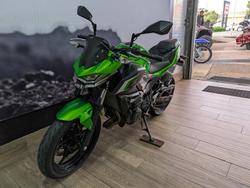 2025 Kawasaki Z500 GREEN