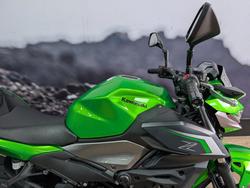 2025 Kawasaki Z500 GREEN