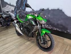 2025 Kawasaki Z500 GREEN