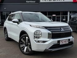 2025 Mitsubishi Outlander Exceed