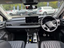 2025 Mitsubishi Outlander Exceed