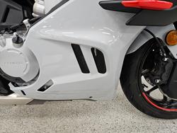 2025 CFMOTO 2025 CF Moto 675CC 675SR-R ABS Road TUNDRA GREY