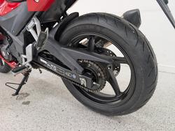 2015 Honda CBR300R Red