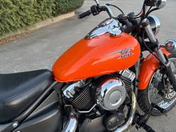 2006 Yamaha XVS650 V-STAR CUSTOM Orange
