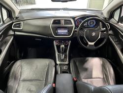 2015 Suzuki S-Cross GLX Prestige