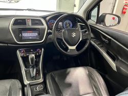 2015 Suzuki S-Cross GLX Prestige