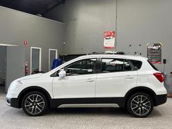 2015 Suzuki S-Cross GLX Prestige