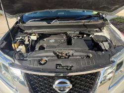 2013 Nissan Pathfinder ST R52 MY14 4X4 On Demand Brilliant Silver