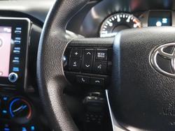 2022 Toyota Hilux SR