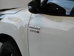 2022 Toyota Hilux SR