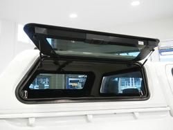 2022 Toyota Hilux SR