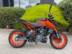 KTM 200 Duke (abs)