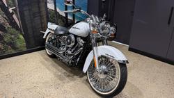 2020 Harley-Davidson Deluxe 107 (FLDE) Softail White