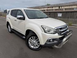 Isuzu MU-X