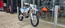 2022 HUSQVARNA FE250 WHITE