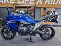 2026 BMW Motorrad R 1300 RS RACINGBLUE METALLIC