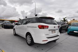 2017 Kia Carnival S