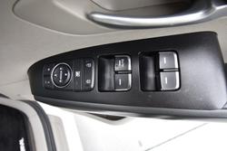 2017 Kia Carnival S