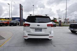 2017 Kia Carnival S