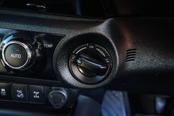 2020 Toyota Hilux SR5