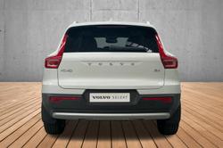 2025 Volvo XC40 Plus B4