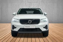 2025 Volvo XC40 Plus B4