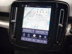 2025 Volvo XC40 Plus B4