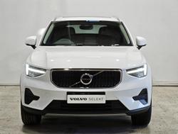 2025 Volvo XC40 Plus B4