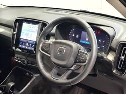 2025 Volvo XC40 Plus B4