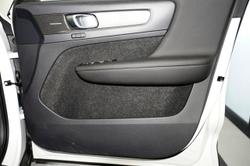 2025 Volvo XC40 Ultra B4 Bright