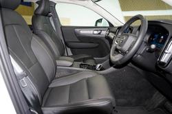 2025 Volvo XC40 Ultra B4 Bright