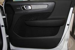 2025 Volvo XC40 Plus B4