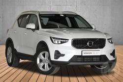 2025 Volvo XC40 Plus B4