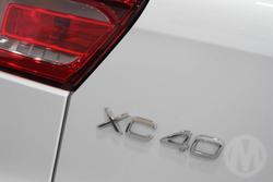 2025 Volvo XC40 Plus B4