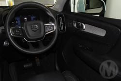 2025 Volvo XC40 Plus B4