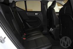 2025 Volvo XC40 Plus B4