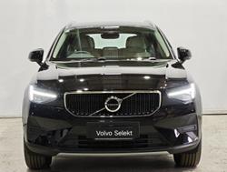 2025 Volvo XC40 Plus B4