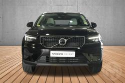 2025 Volvo XC40 Plus B4
