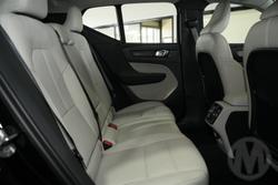 2025 Volvo XC40 Plus B4