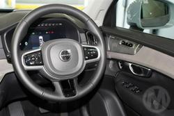 2025 Volvo XC90 Ultra B5 Bright
