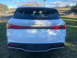 2026 BYD SEAL 6 Premium