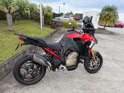 2025 Ducati Multistrada V4 Pikes Peak