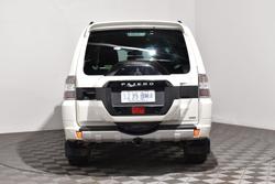 2019 Mitsubishi Pajero GLS