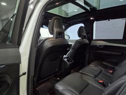 2021 Volvo XC90 T6 R-Design