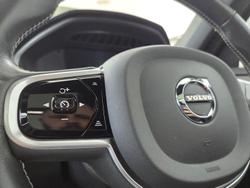2021 Volvo XC90 T6 R-Design